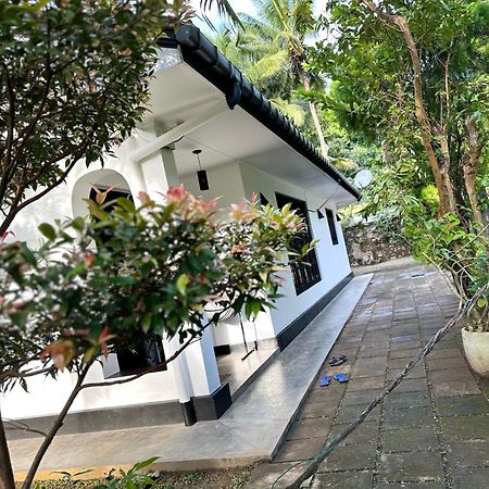 Wija House - Unawatuna Esterno foto